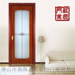 品質(zhì)之選 樂尼門窗優(yōu)質(zhì)烤漆實(shí)木復(fù)合玻璃門初見